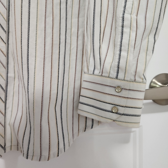 Vintage Wrangler Pearl Snap - Picture 7 of 7